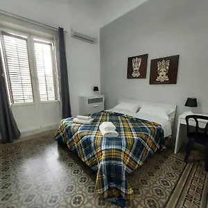 La Casa Del Moro - All' Opera Frühstückspension Palermo